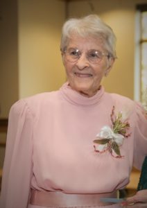 Cover photo for A Tribute to Lois Bayne, 4-H Leader