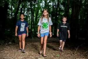 4-Hers walking